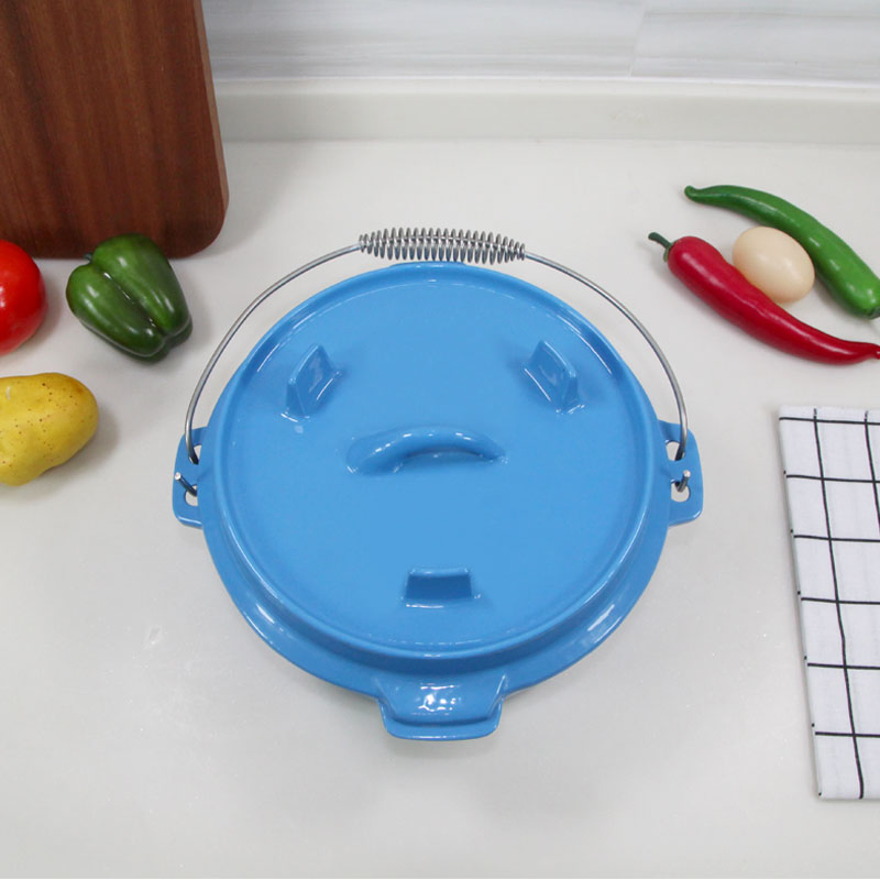 Чугунная эмалированная утятница с крышкой