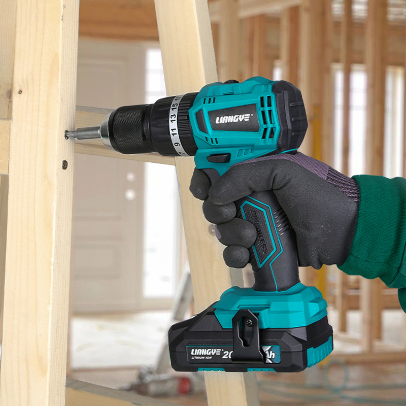 Аккумуляторная дрель-шуруповерт 18В Liangye