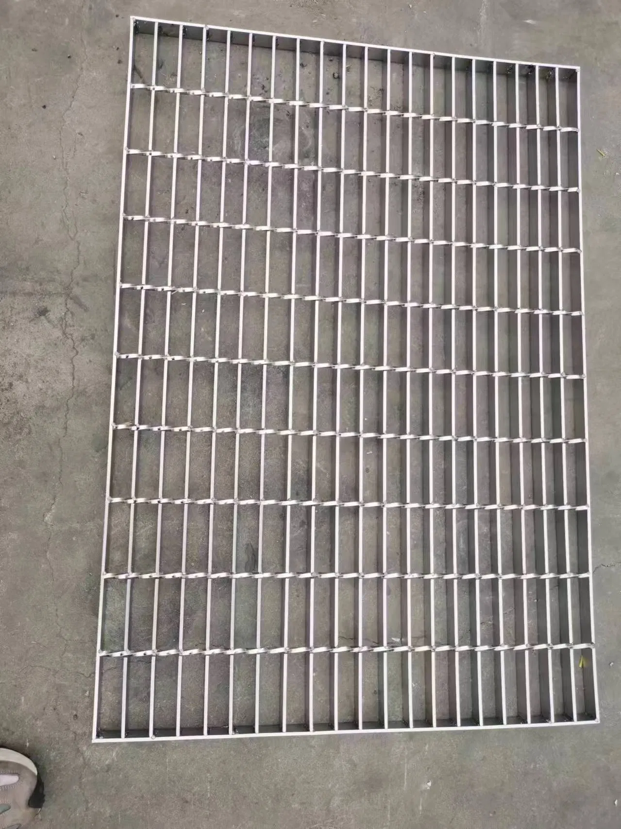 Good Price Channel Drain Structural 304 1m X 1m Stainless Steel Grating SS316