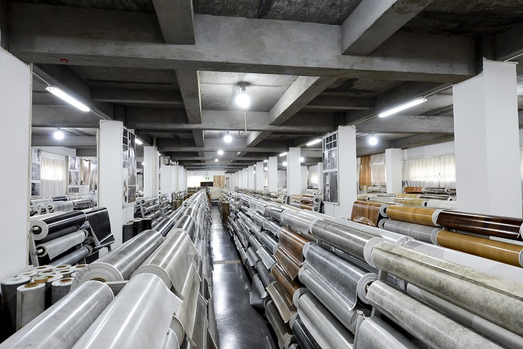 China Factory Supply PVC Decor Film of Spc Flooring Production Line