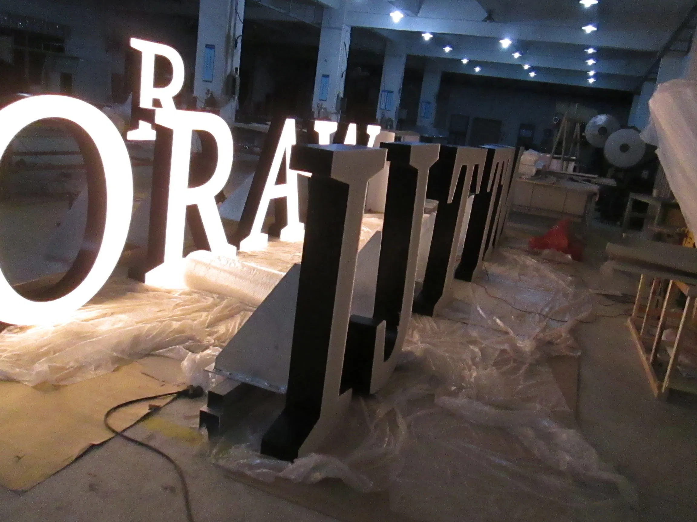 High-Resolution LED Signs for Advertising Solutions