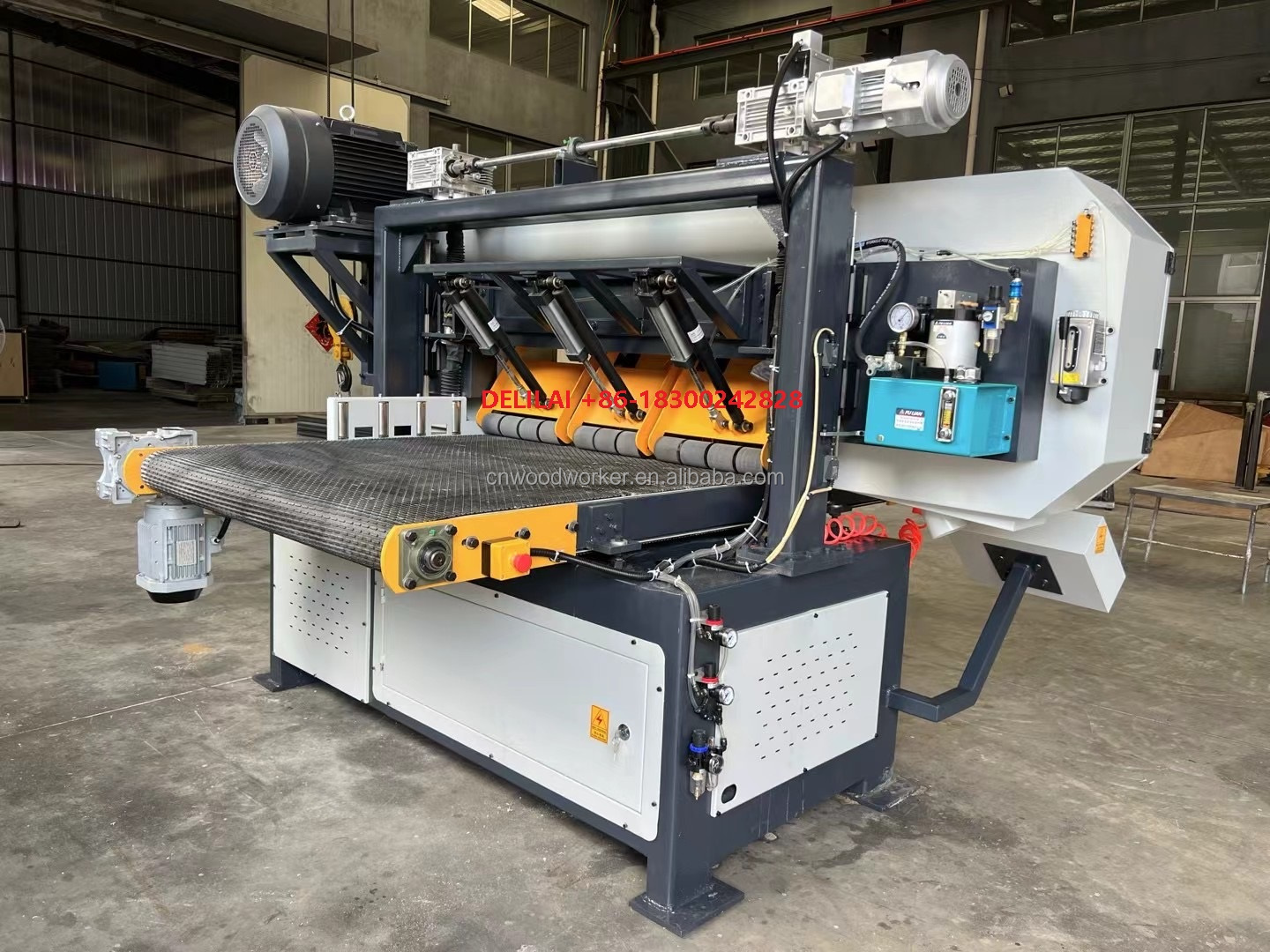 Ленточнопильный станок по дереву промышленный