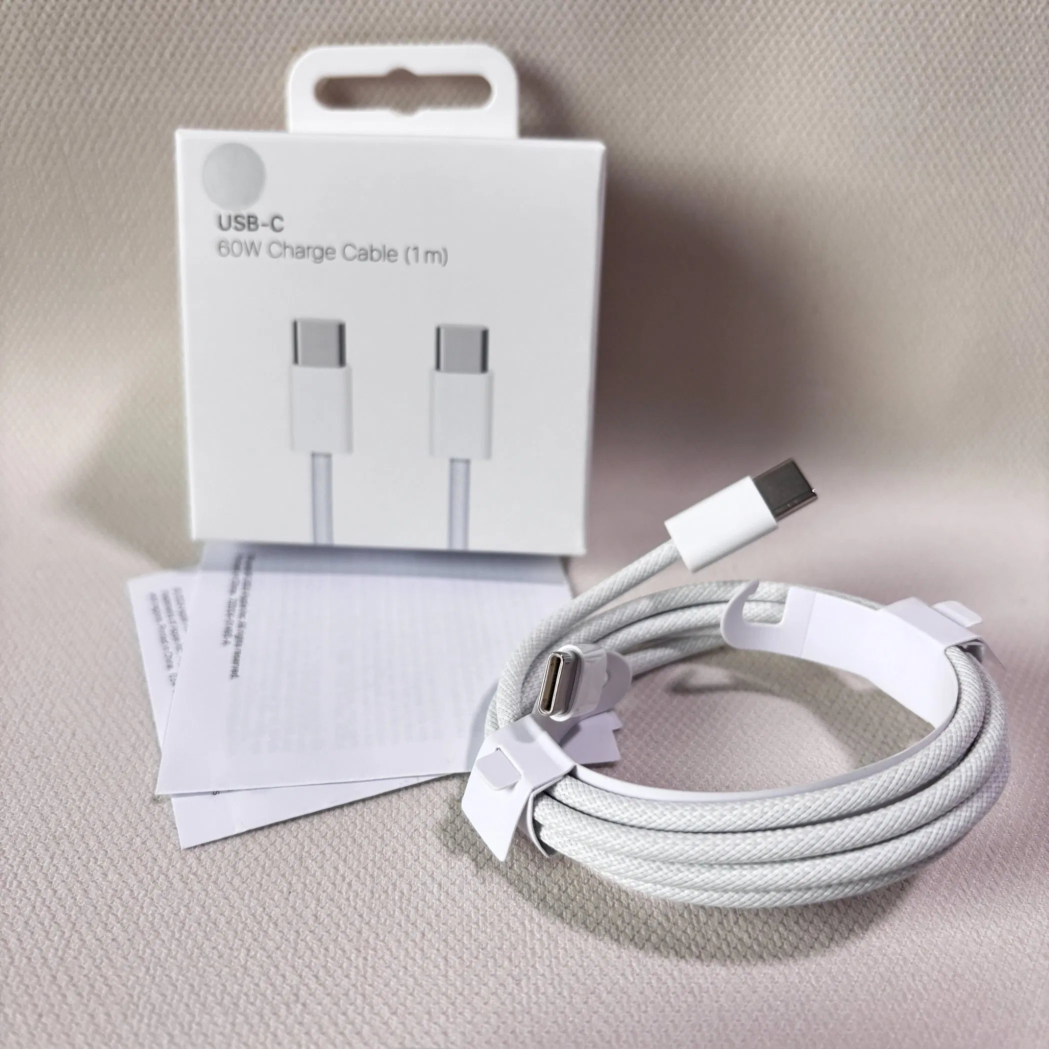Top1 High-Quality 60W 1: 1 Original USB-C to Lightning Cable, 1m Mobile Phone Data Charging Cable, New Stock Wholesale Price, as a High-Quality Mobile Phone