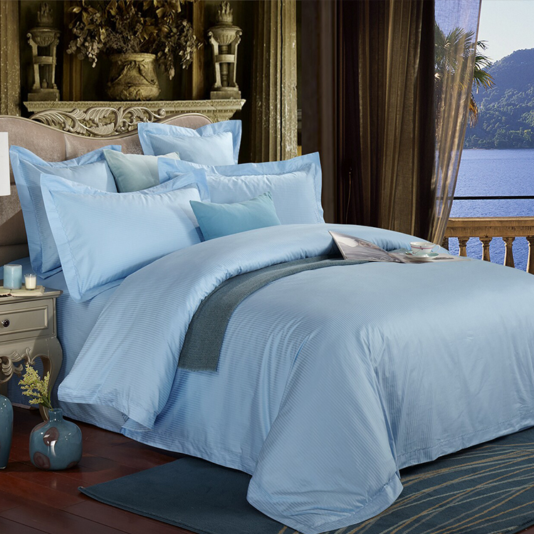 All Seasons Soft Embroidered Jacquard Bedding Set Luxury Solid Color Quilt Cover Set Jacquard Bedding Set