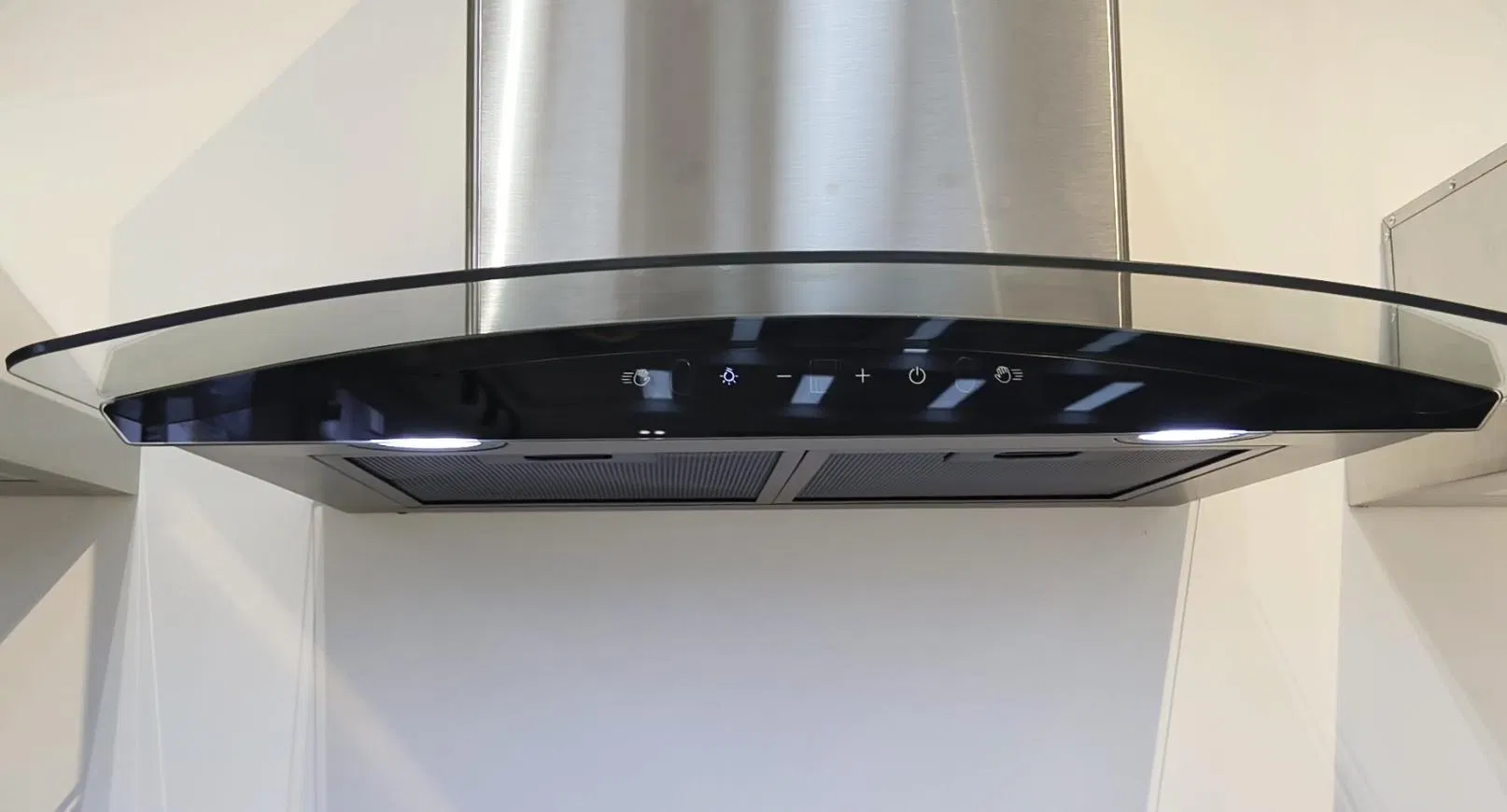 High Suction Modern Kitchen Wall-Mounted Black Curved Glass Range Hood