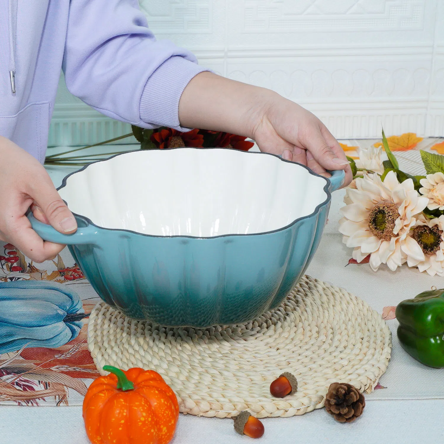 Чугунная эмалированная жаровня-тыква для духовки