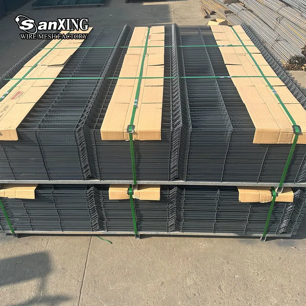 Wholesale Galvanized 3D Farm Mesh Fence Fencing Trellis & Gatesfence Netting Guard Railing