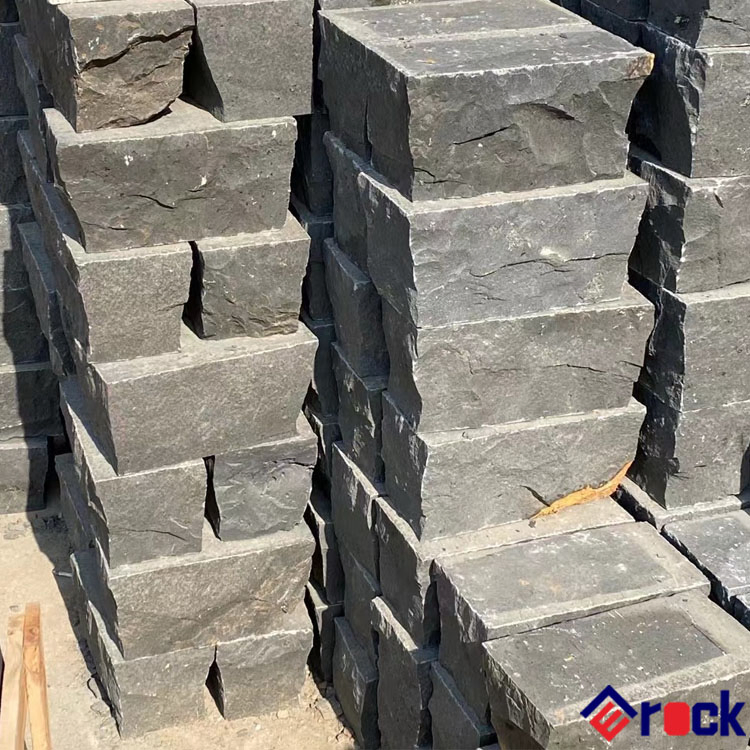 Discount Price Factory Direct Flamed Finish Black Basalt Paving Stone for Driveway Pavers