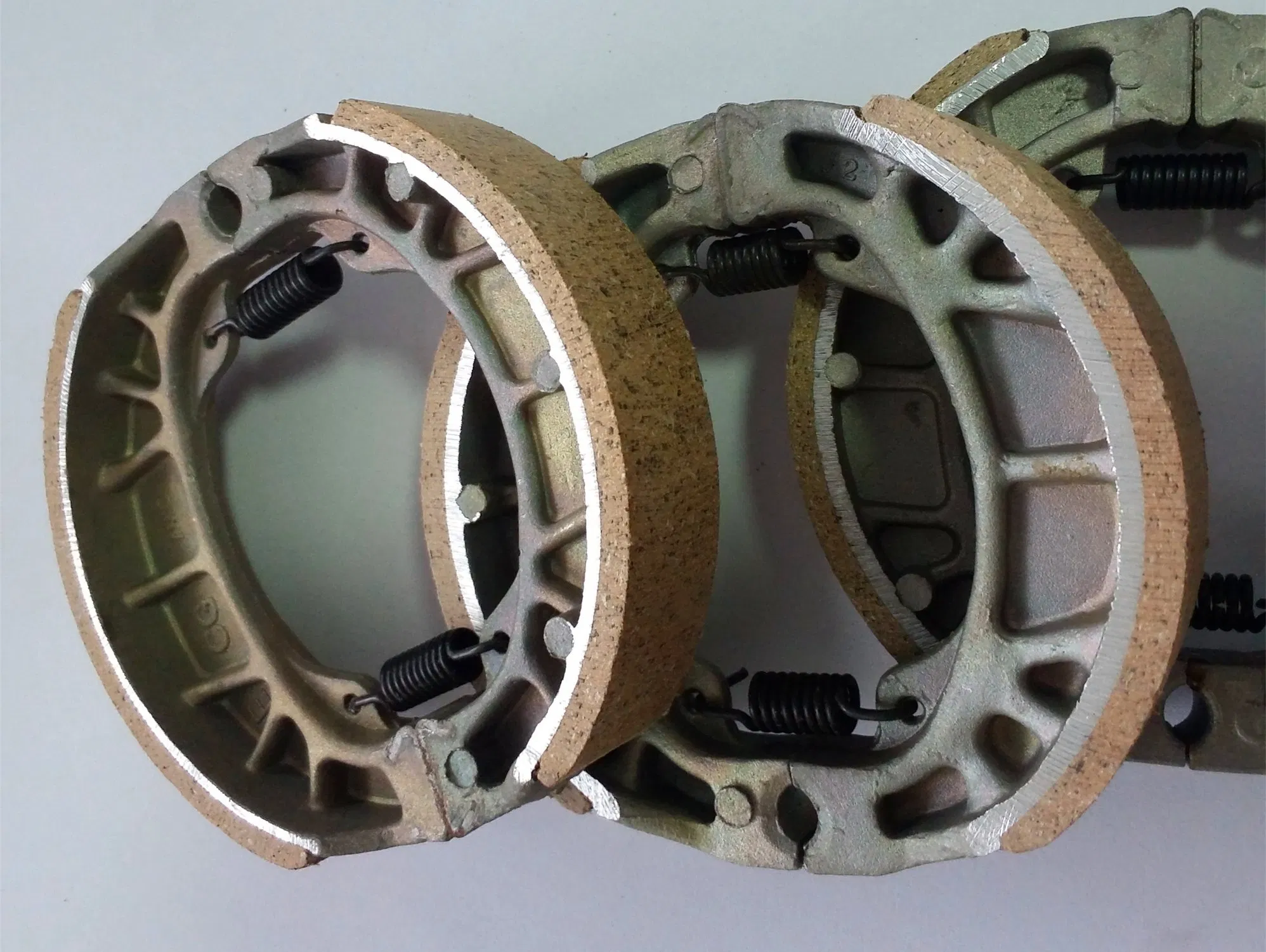 Тормозная колодка барабанная WW-1001 для CG125