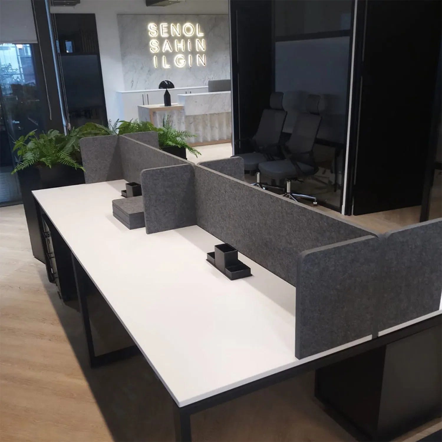 Pet Felt Polyester Fiber Acoustic Office Desktop Divider Modesty Panels Sound Proof Freestanding Acoustic Desk Privacy