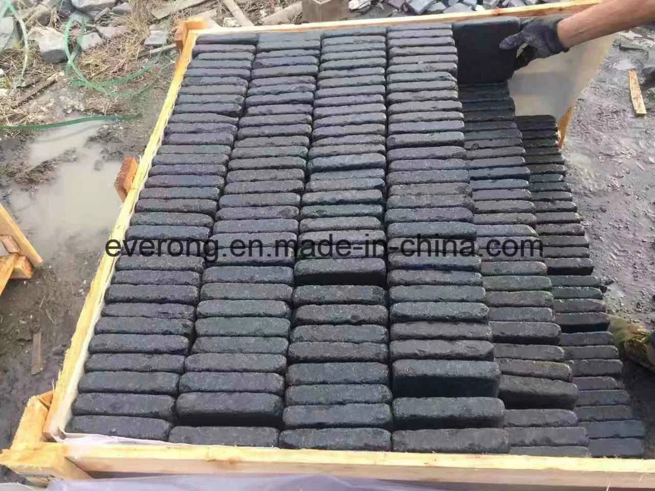 Natural Basalt Cobblestone Paving Stone Black Basalt Driveway Pavers with Tumbled