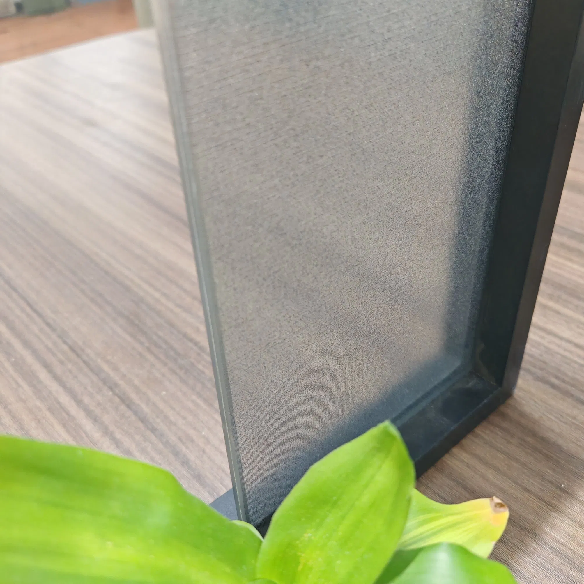 Premium Decorative Glass Artworks for Modern Living Spaces