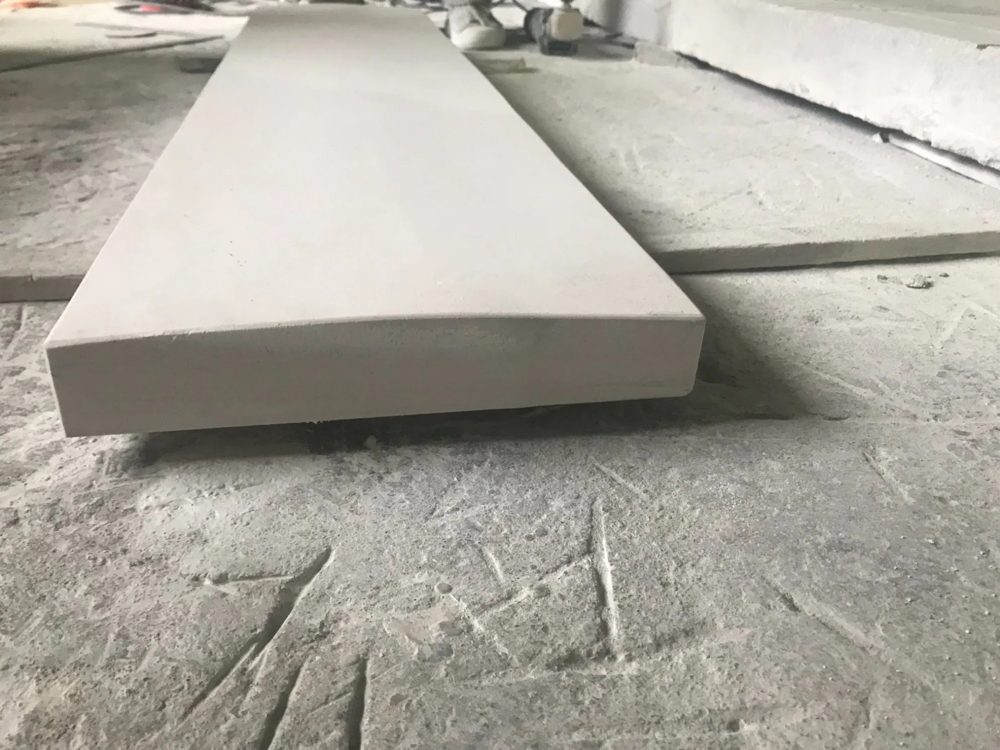 White Stone Honed Sandstone Wall Cladding Tiles Price