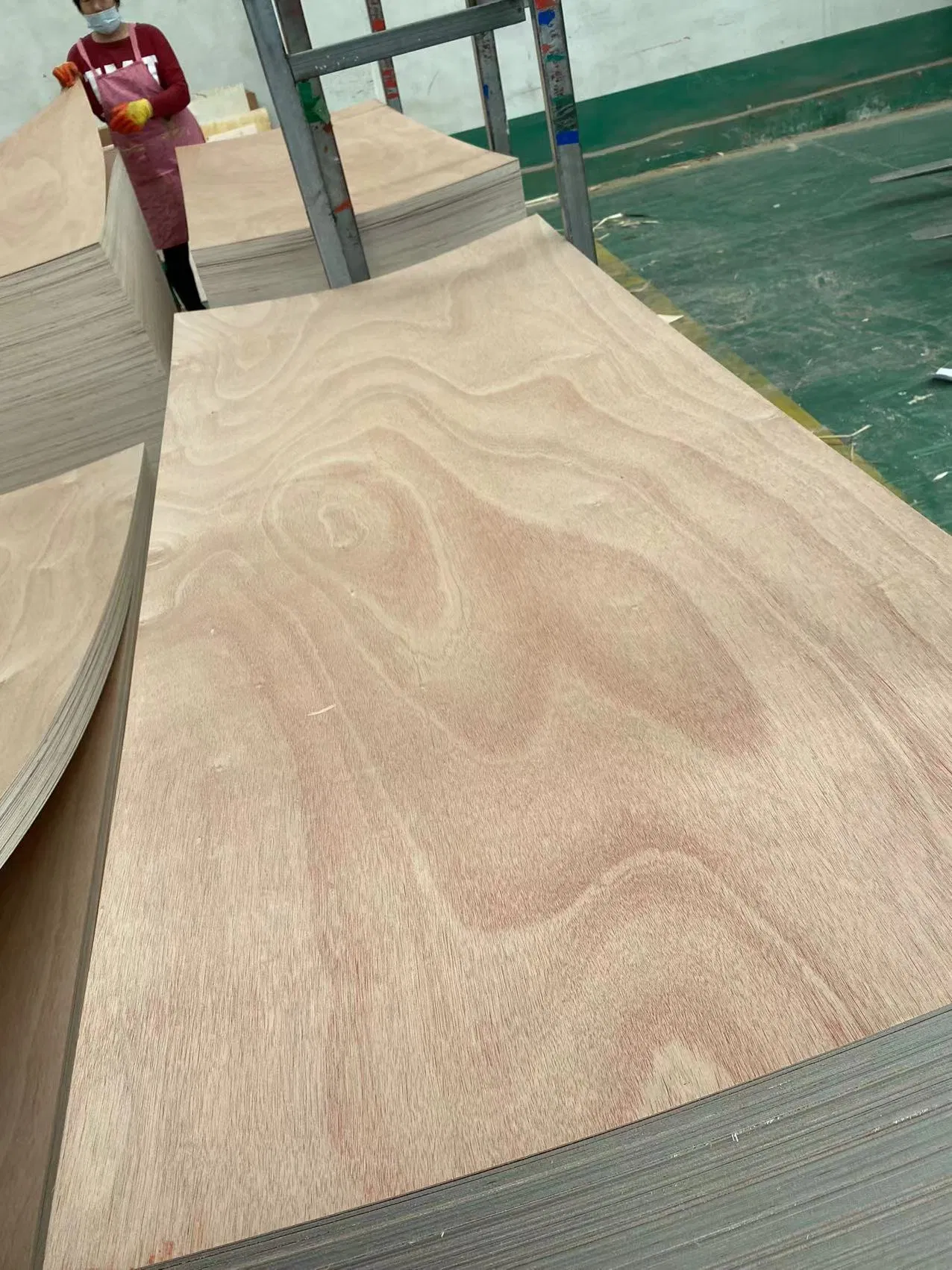 Comaccord Cheap Price Okoume Door Skin Plywood 2.7mm Plywood