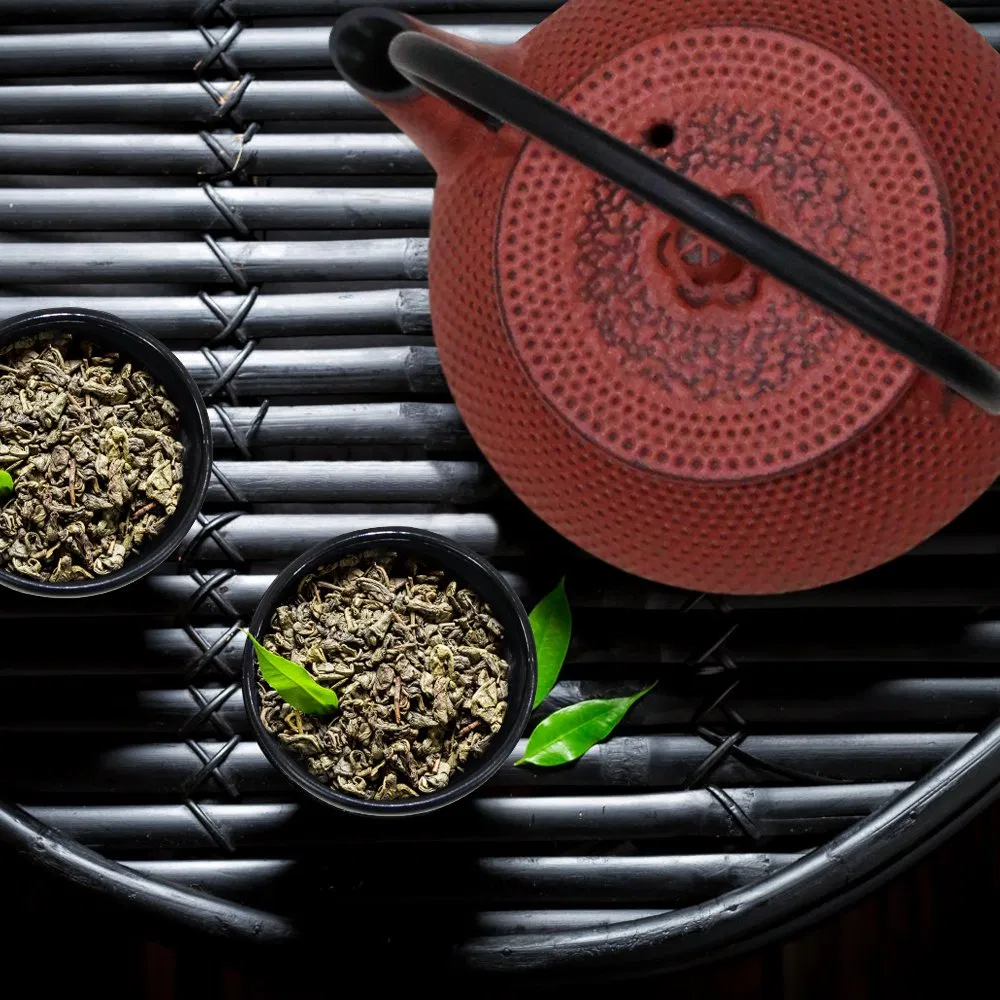 Японский чугунный чайник с ситечком, 300 мл