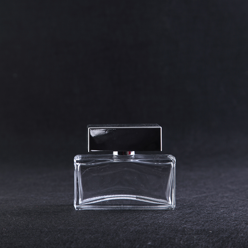 Wholesale Cosmetic Makeup Packaging Glassware Containers Clear Perfume Bottle for Essential Oil