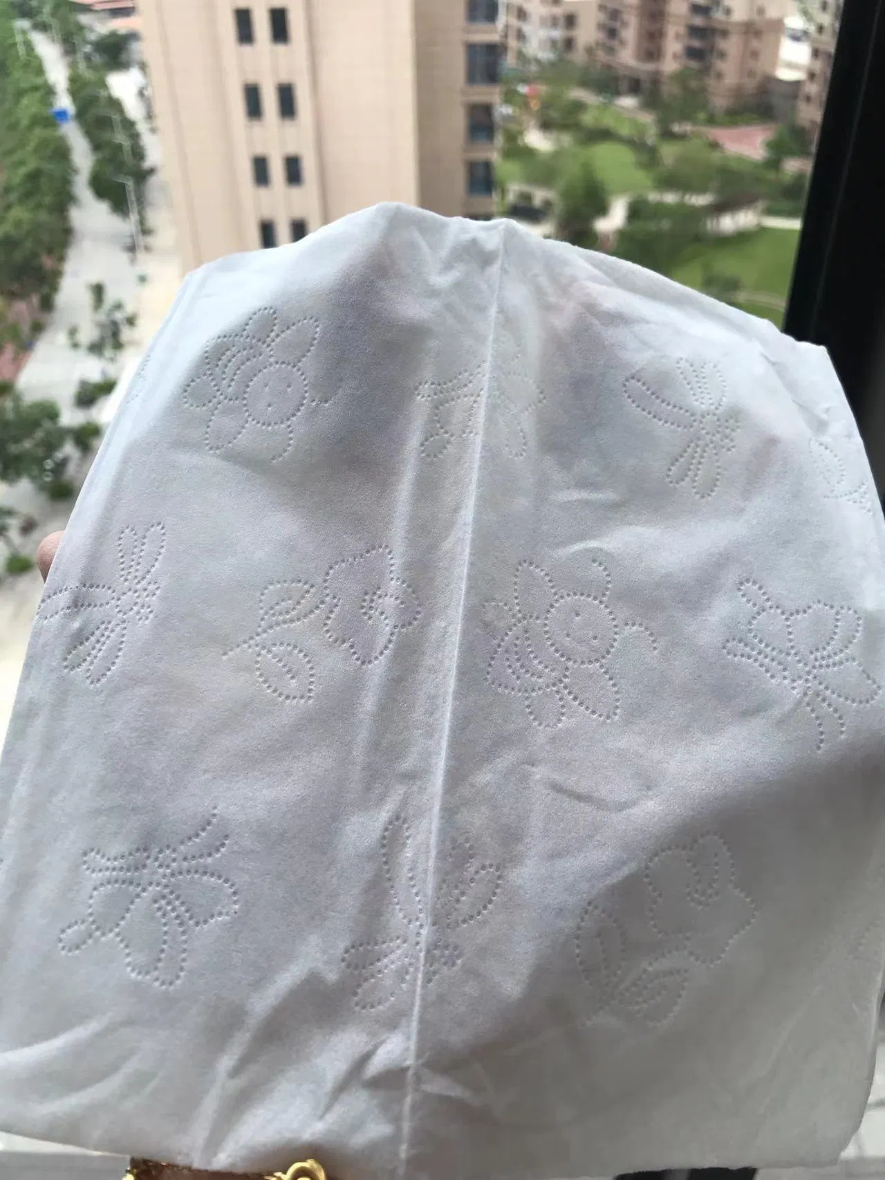 High Quality Custom Logo Water Soluble Virgin Wood Pulp Facial Tissue