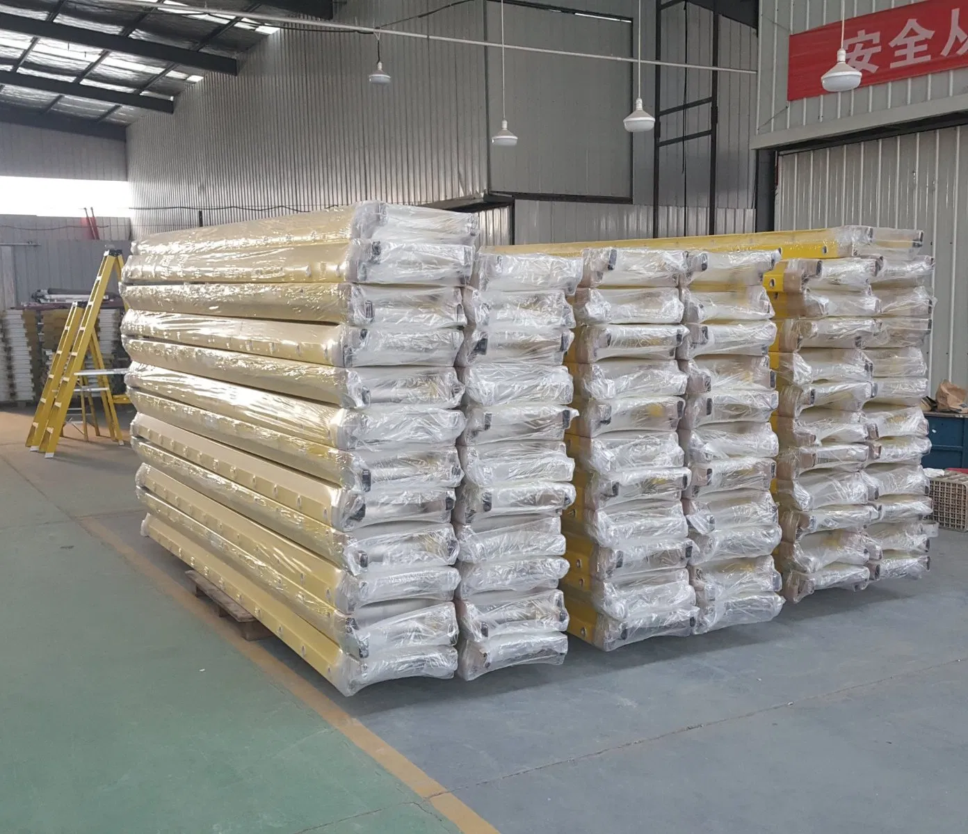 6m Height FRP Light Weight Ladder Extension Fiberglass Ladder / Step Ladder