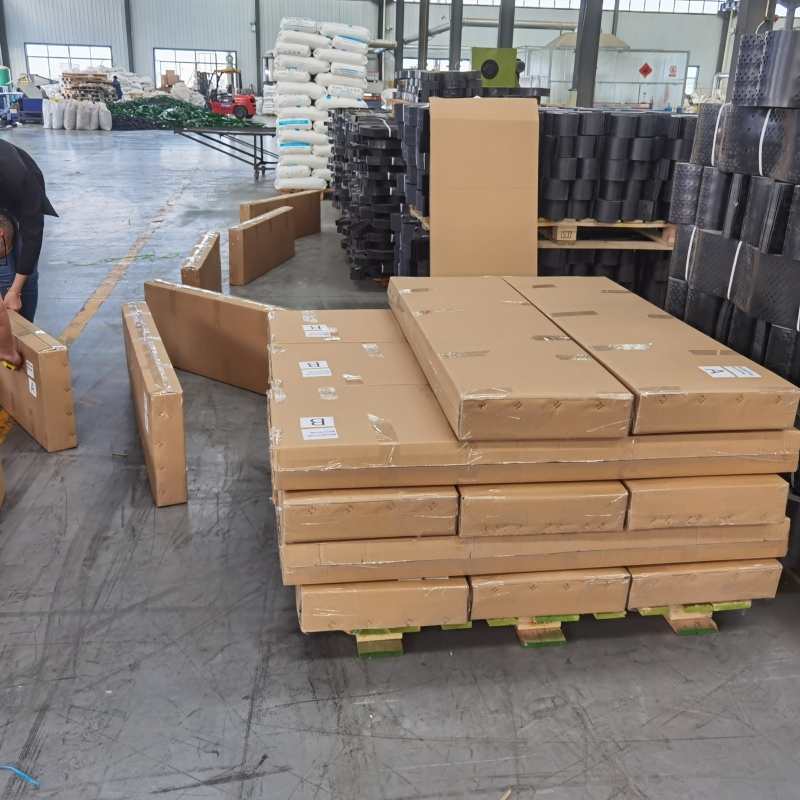 Geocell Foundation Reinforcement High Quality 1 0-1 5mm Hpde for Soil Confinement, Landslide Repair, and Vegetated Slope Greening Projects