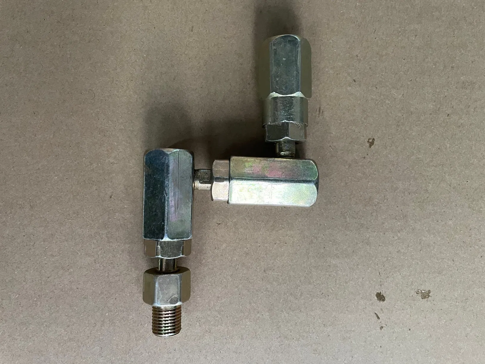 360 Degree Swivel for The Grease Gun