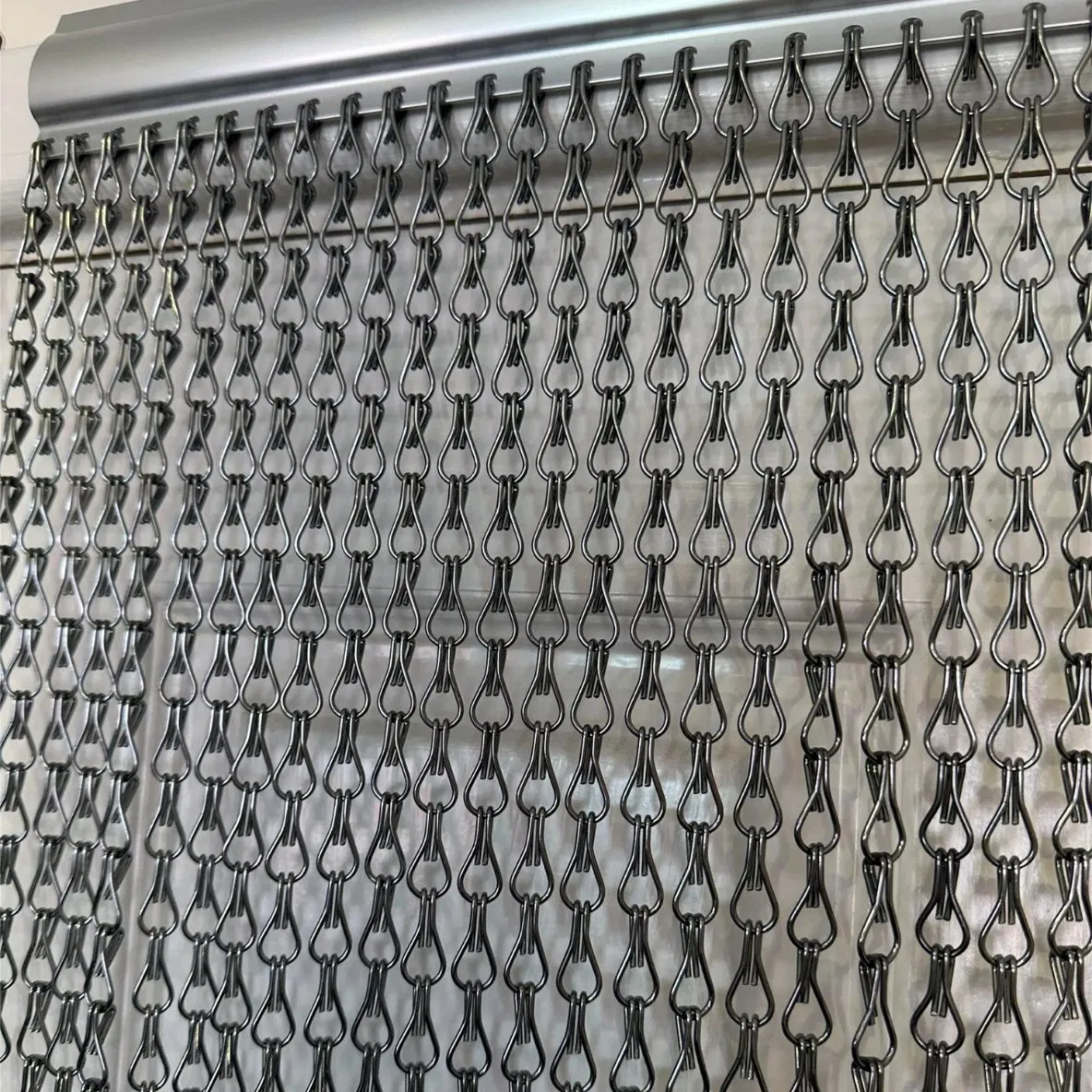 China Good Quality Metal Drapery Chain Fly Screen - Aluminum Chain Door Fly Screen and Curtain