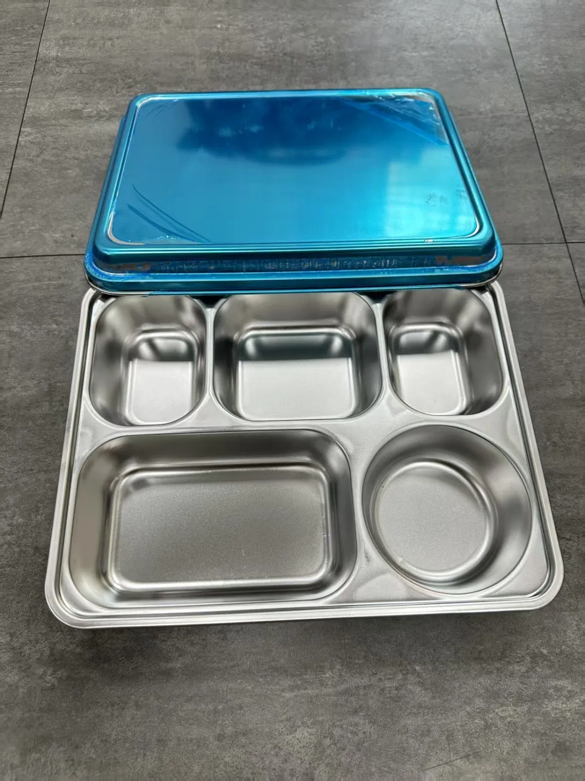 Safe Metal 304 Dinner Plate Stainless Steel Sheet, Reusable Dishwasher Stainless Steel Divided Plate with Lid