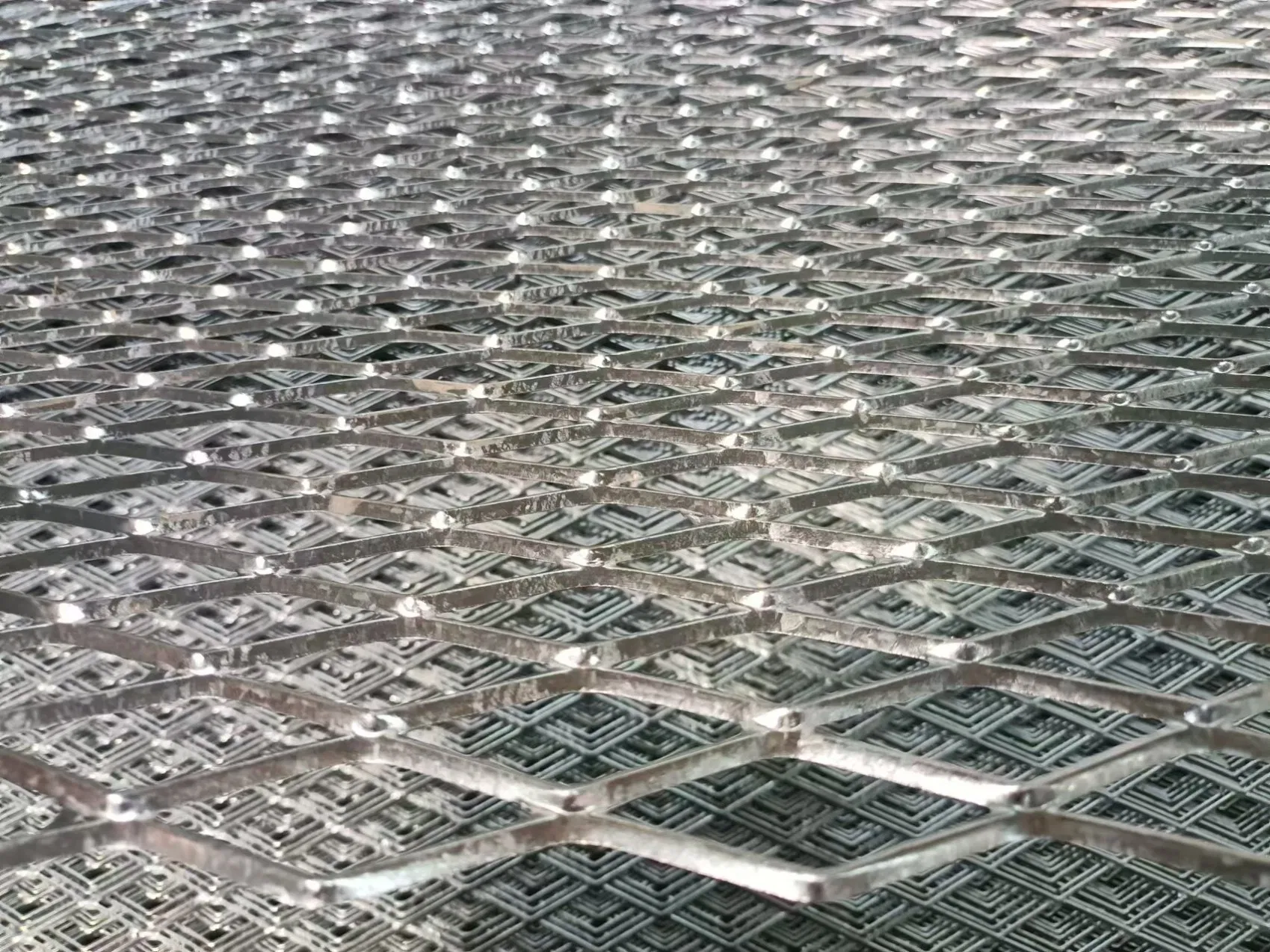 Hot Selling 20*40mm Aluminum Expanded Metal Roll