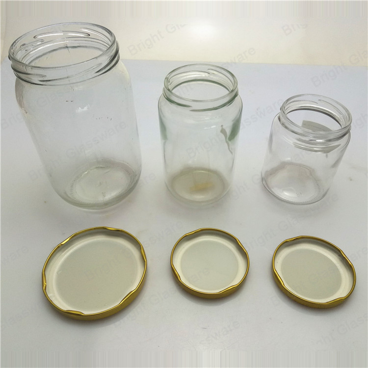 Стеклянная банка для меда с металлической крышкой