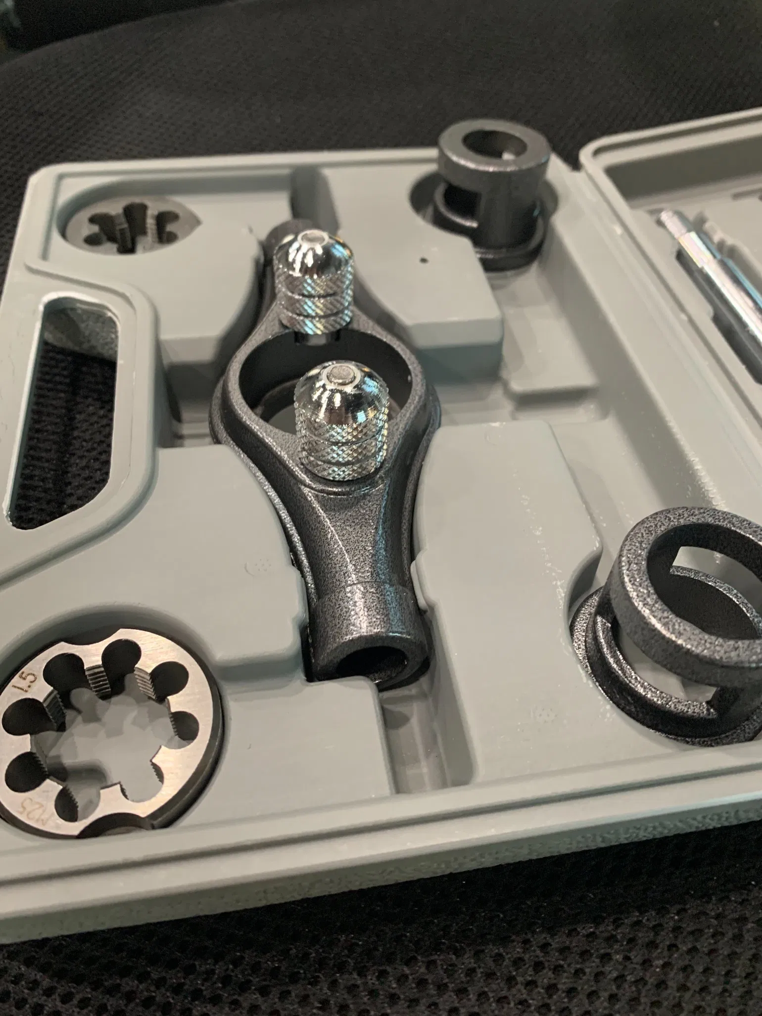 Threading Die Set 20mm&25mm for BS 4568 Standard