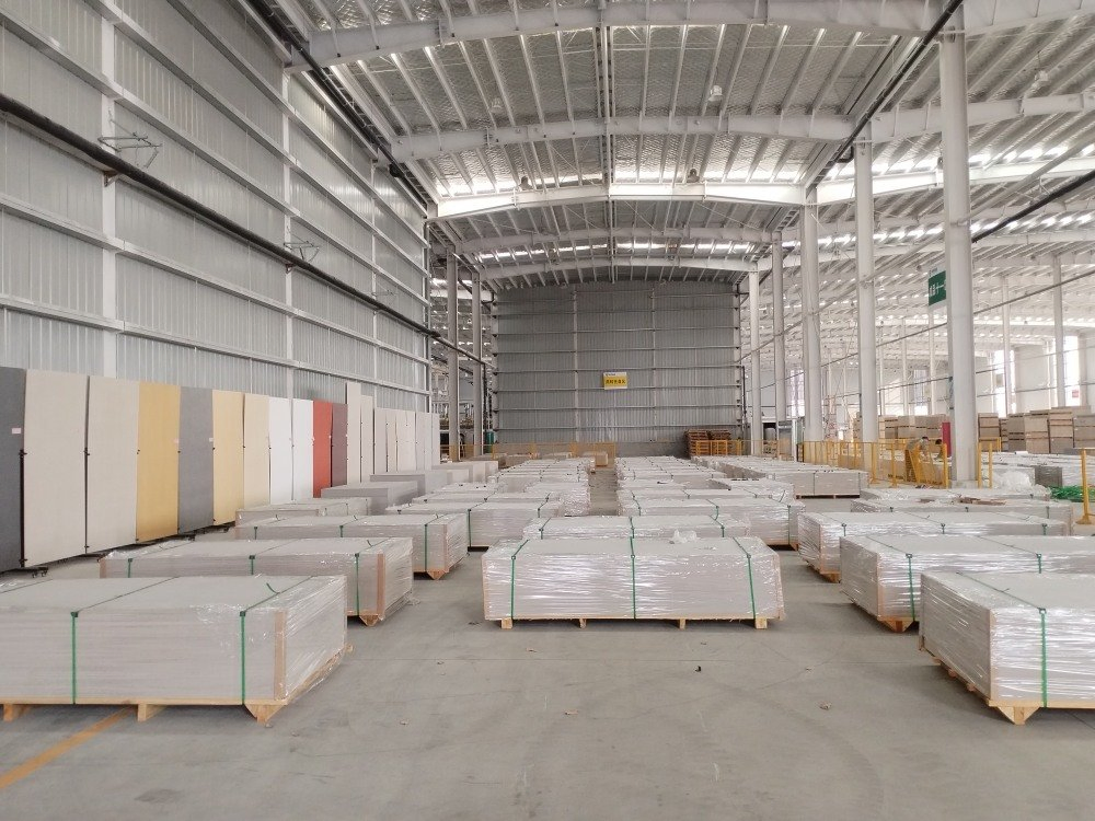 Non Asbestos 6mm 12mm Insulation Gray Wall Slab Construction Plate Calcium Silicate Sandwich Panel Ceiling Sheet Cement Fiber Board for Prefabricated House