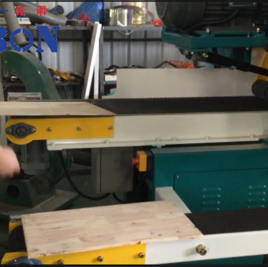 Ленточнопильный станок по дереву MJ-3971A x300