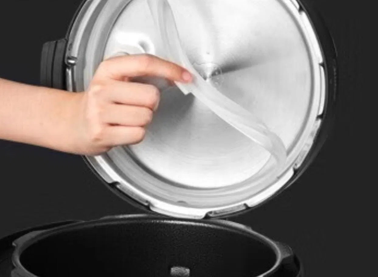 Household 4-Liter Smart Scheduled Electric Pressure Cooker for Cooking Rice and Soup
