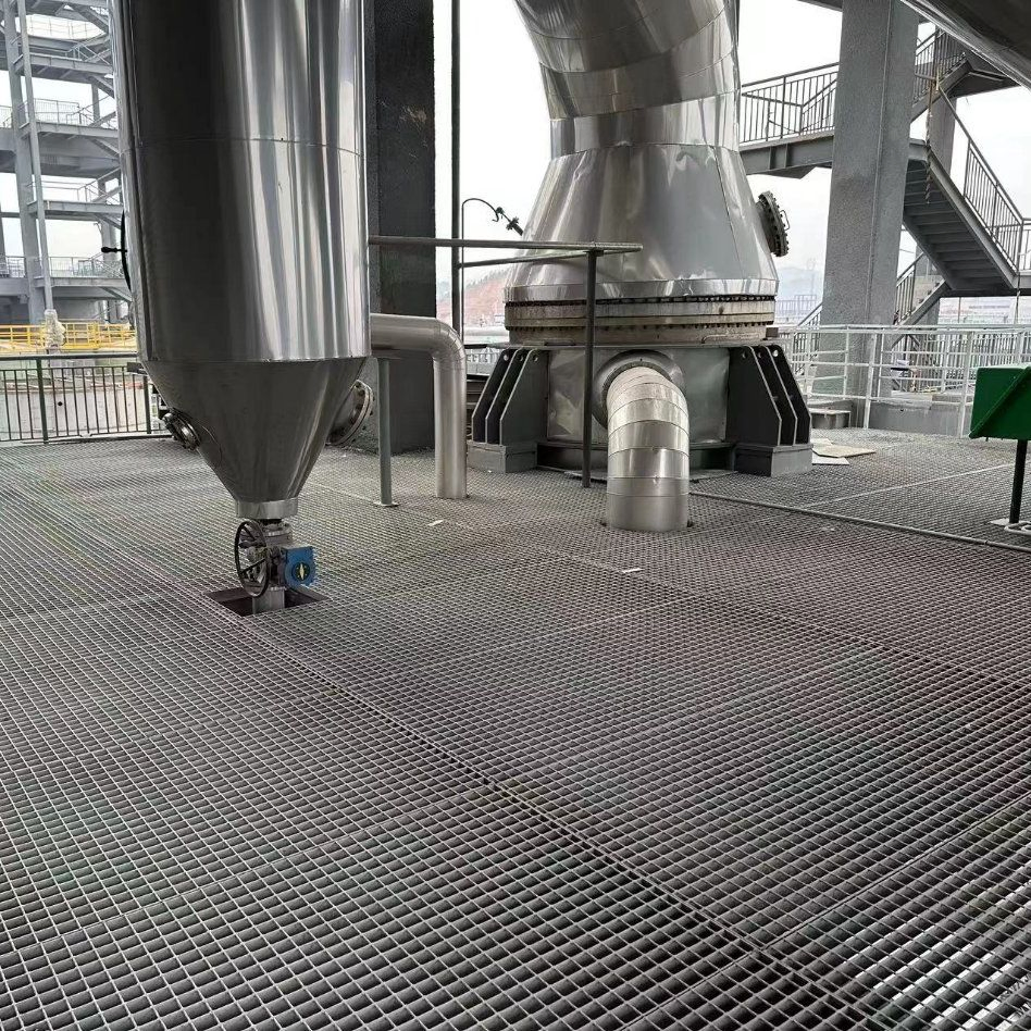 Traditional Style Outdoor Carbon Steel Grating Galvanized Metal Floor Grate