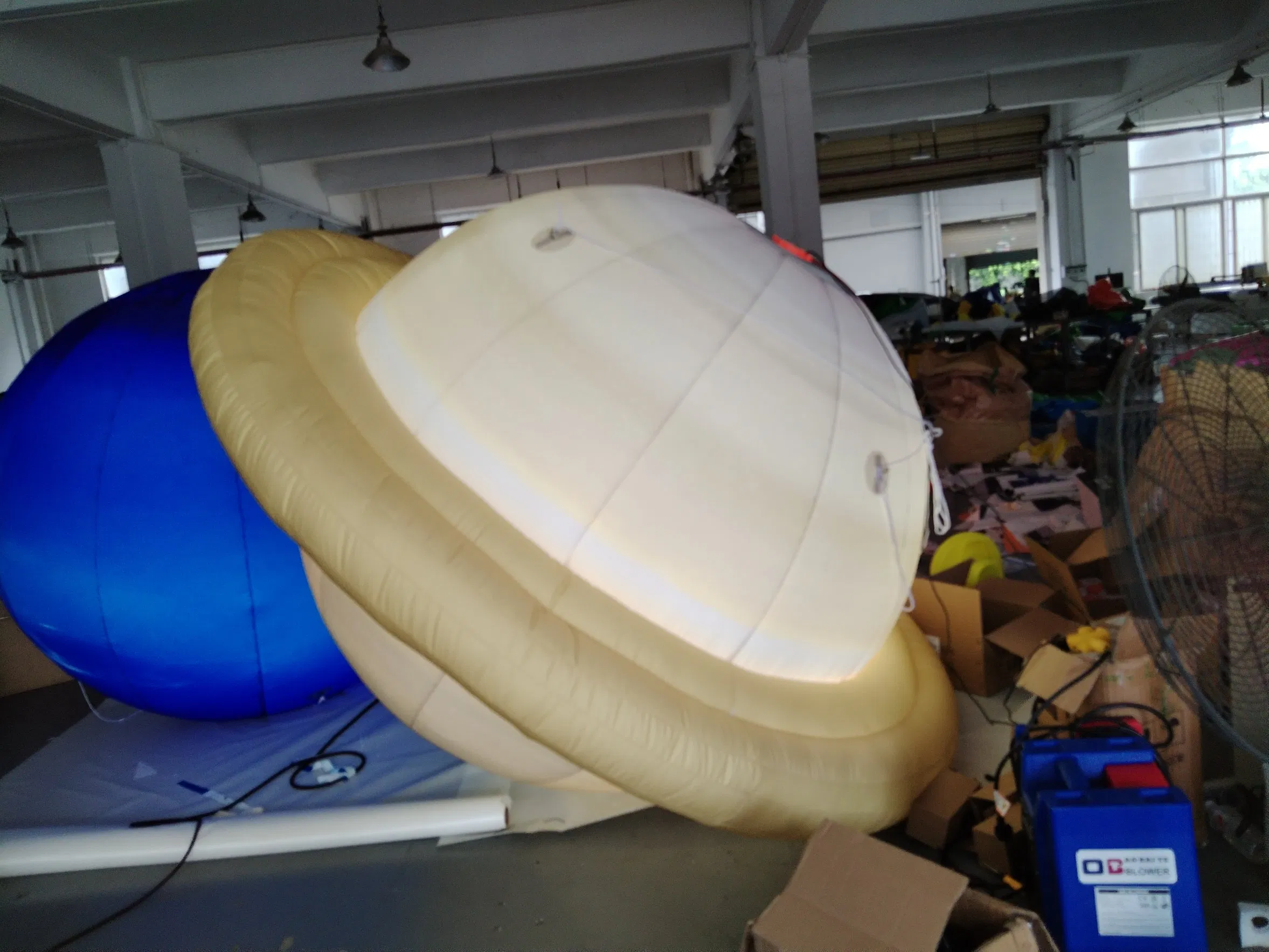 Saturn-Themed Inflatable Balloon for Space-Themed Event and Decoration Display