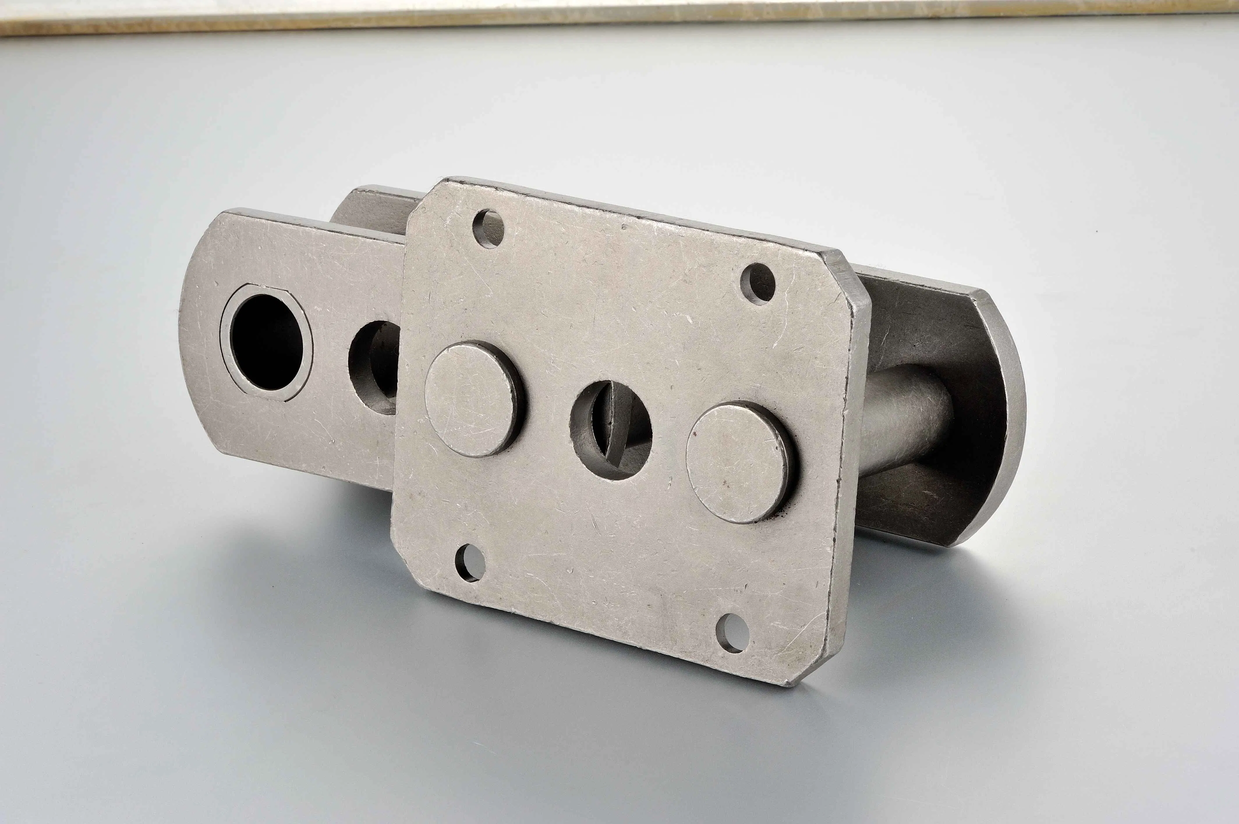 Versatile 24A-5 High-Tech Gadget for International Resale Opportunities3.