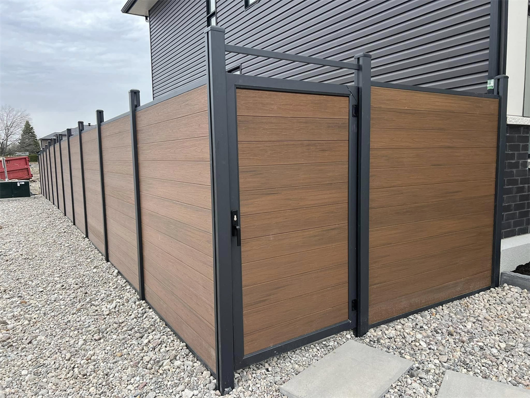 UV Resistant Wood Grain on Both Sides Co-Extrusion 8 Color WPC Doors