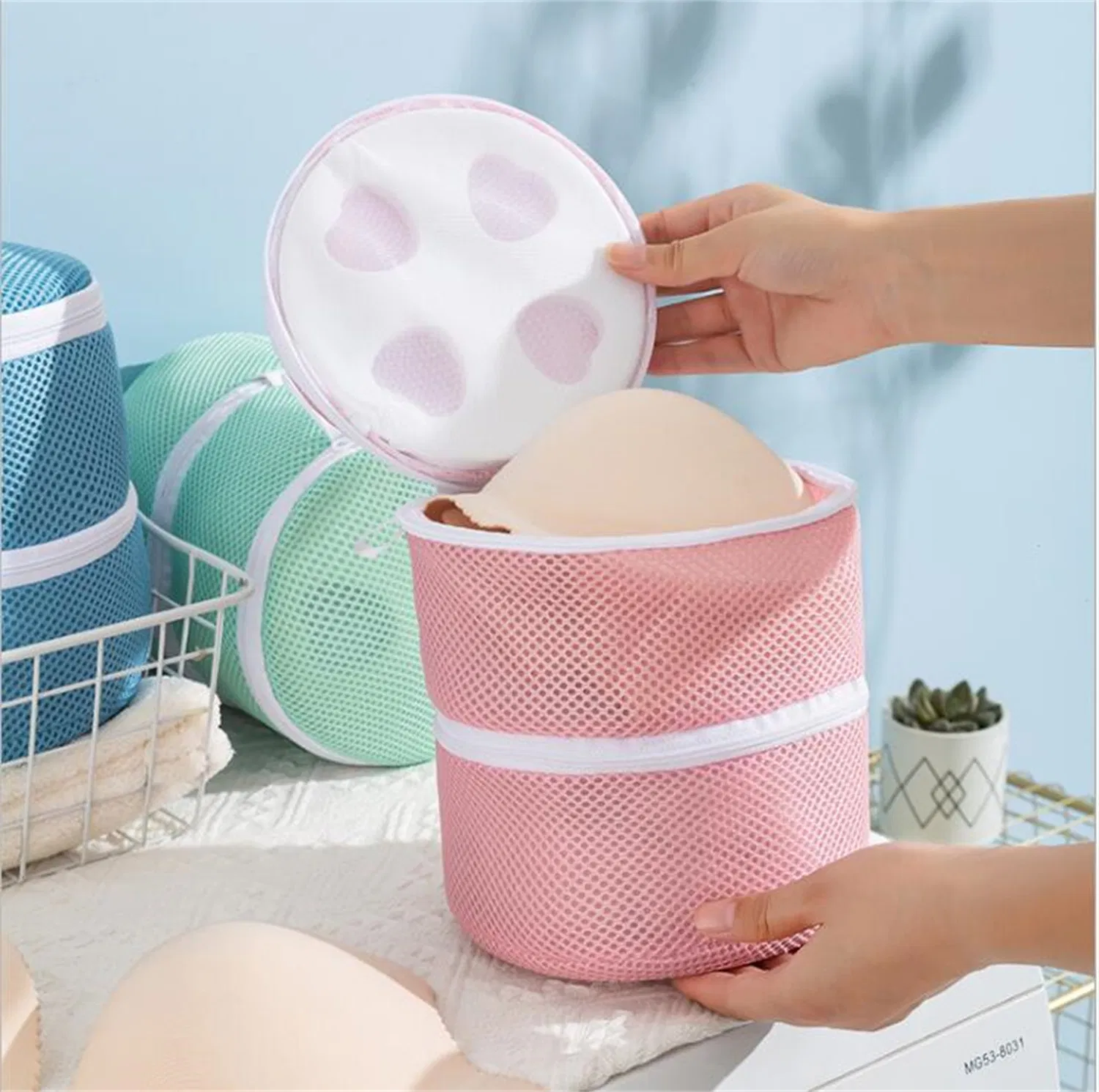 Two Layer Cylinder Shape Mesh Laundry Bags
