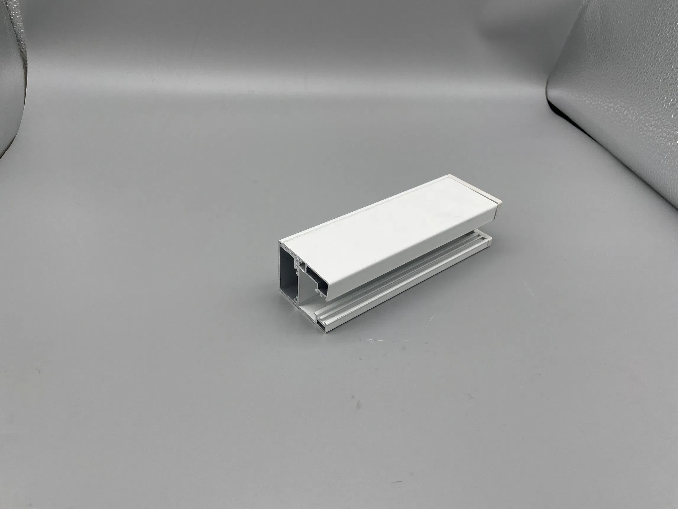 Powder Coated Grey Color Chain Control Wholesale Aluminum Exterior Blind Waterproof Shades 	Chain Control	Components Customized Color Outdoor High Performance