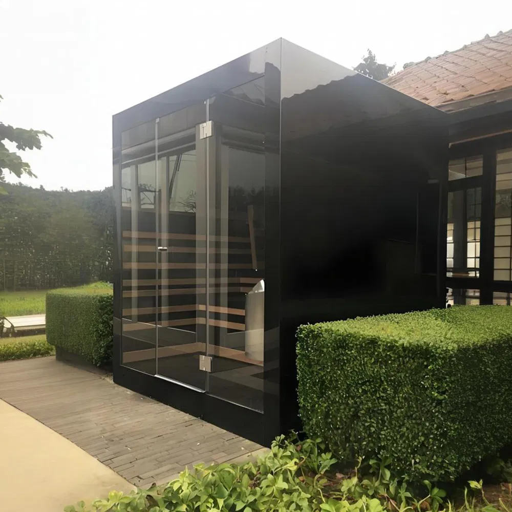 Семейная уличная сауна с электрокаменкой и стеклянной дверью