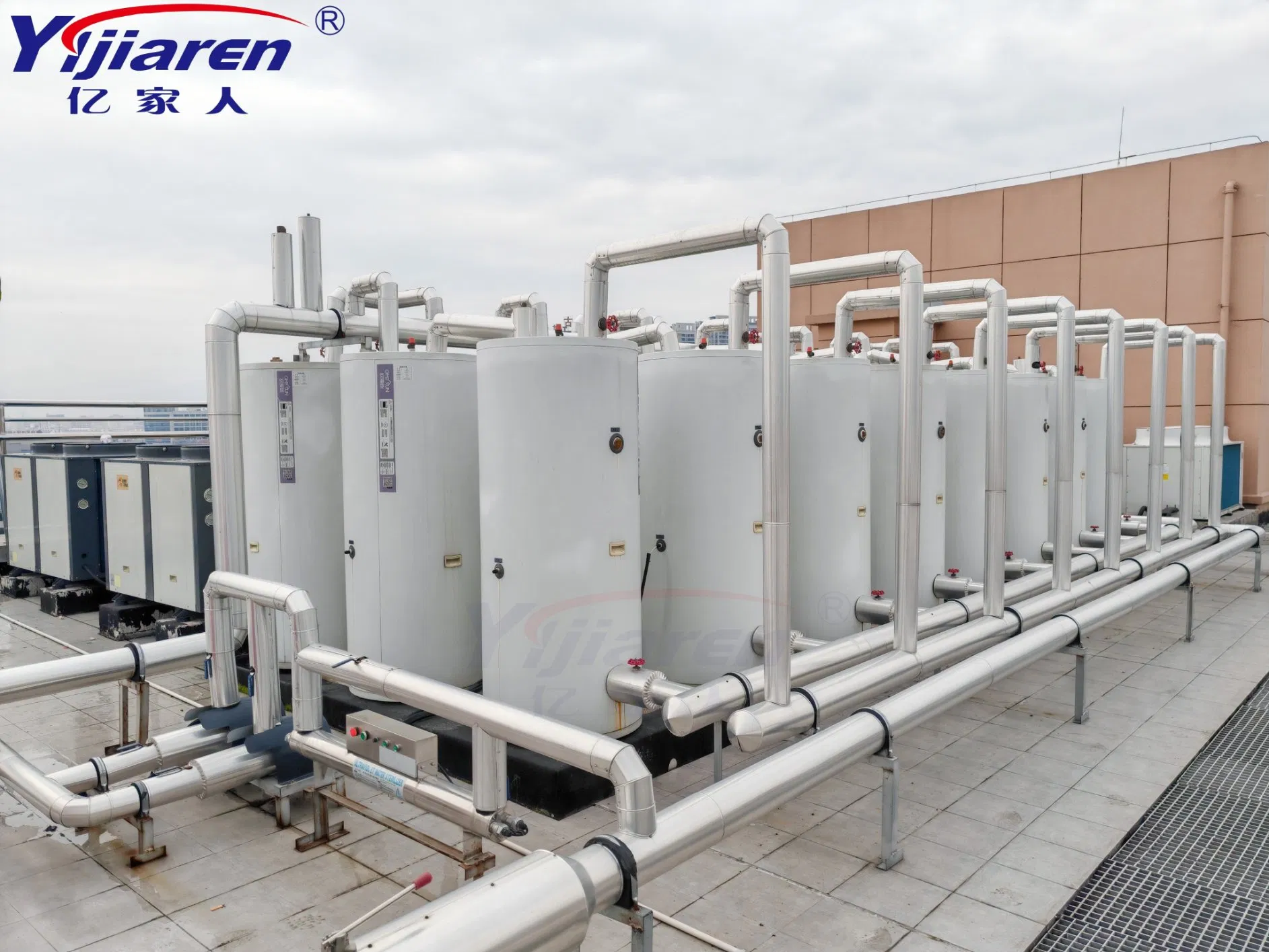 Green Energy Yijiaren New Arrival System Pressurized Small Enamel Tank with Air to Water Heat Pump