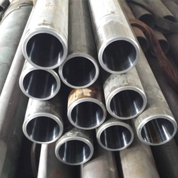 Труба гидравлическая бесшовная St52 холодного волочения