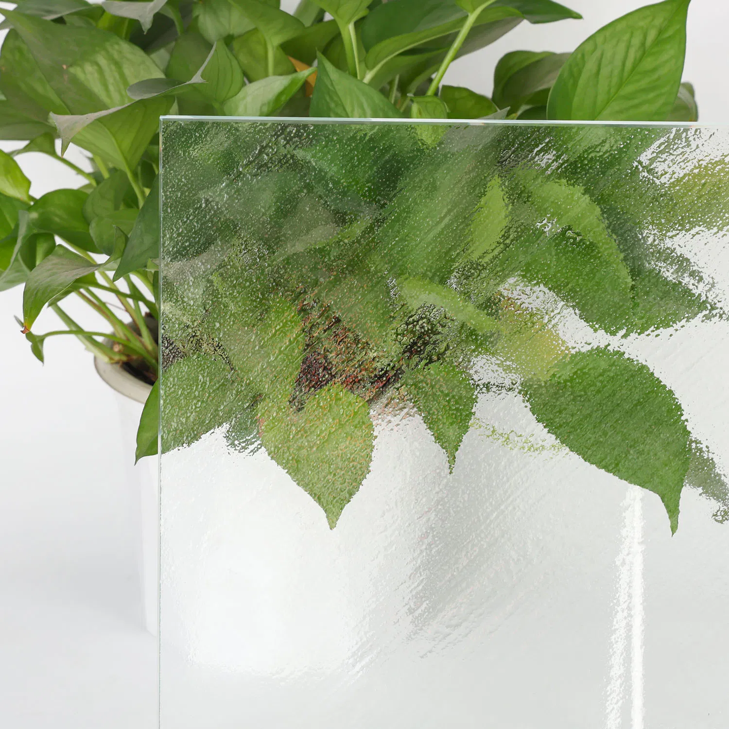 High-Quality Diagonal Hot Melt Glass for Crafting and Design