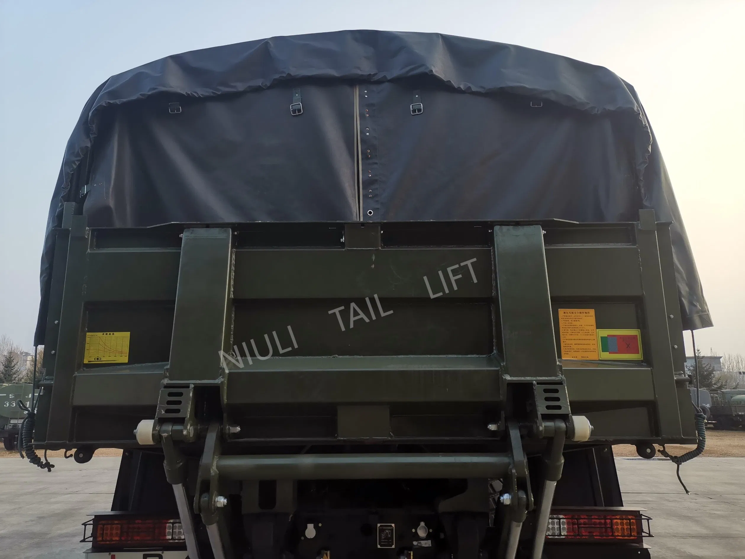 Алюминиевый складной подъемник для пикапа и фургона 3000 кг