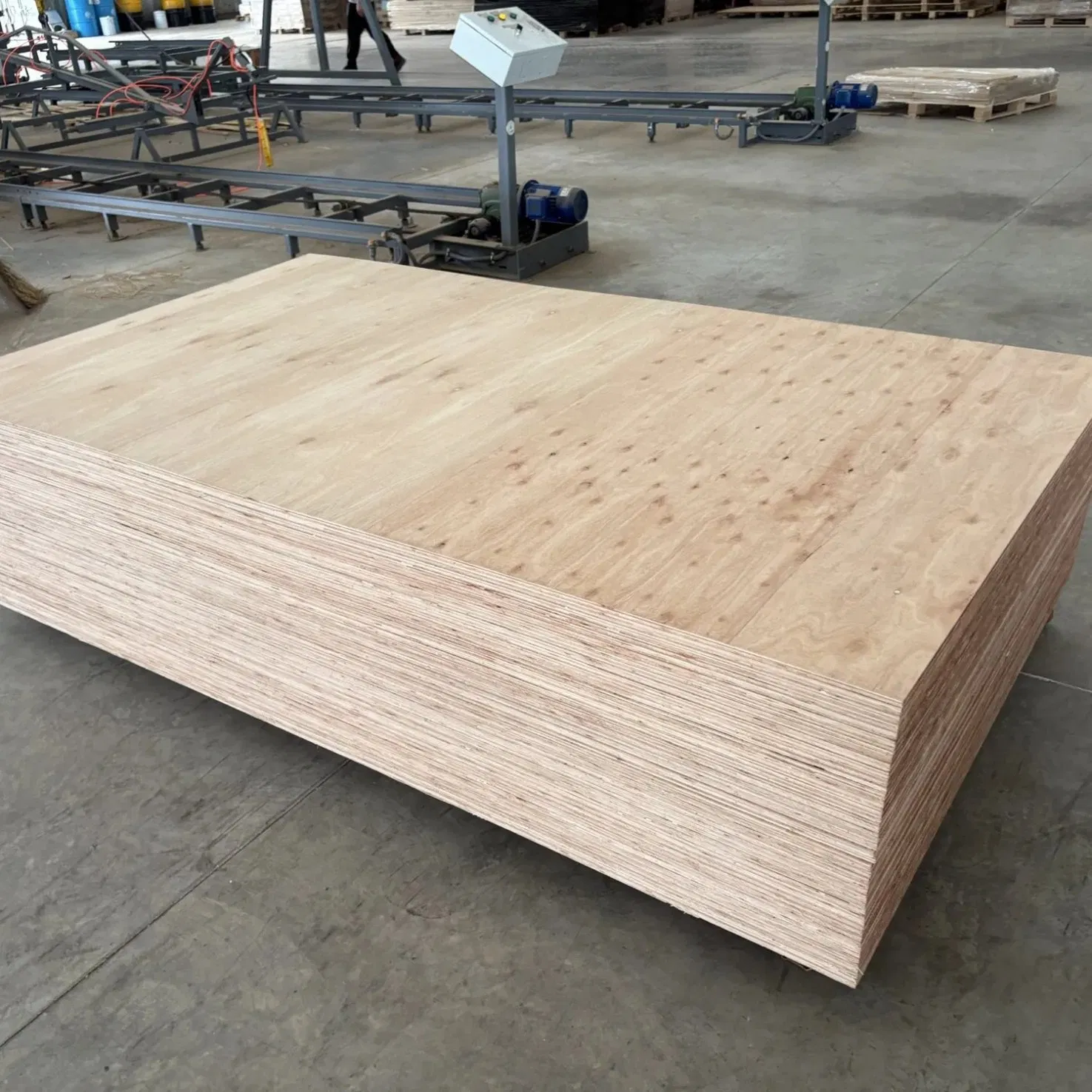 220mm Smooth Multilayer Oak Hardwood Flooring Indoor Living Room Modern Design Style Engineered Wood Plank Saw Cut White Oak