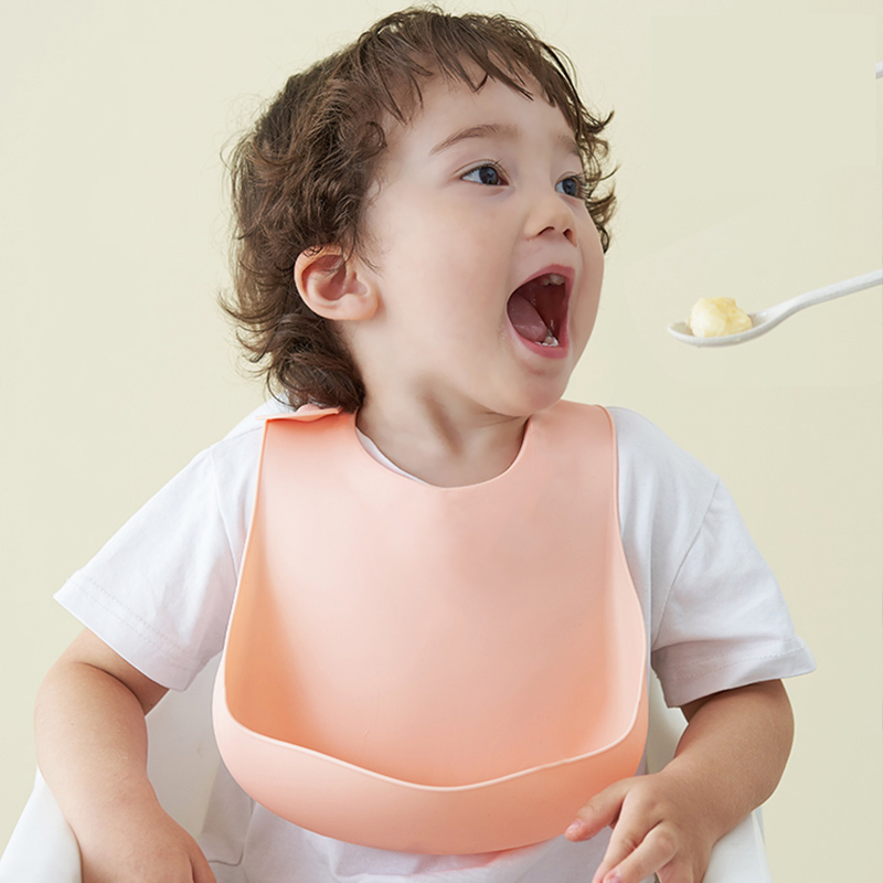 Comfortable Waterproof Reusable Colorful Custom Logo Soft Silicone Baby Bib
