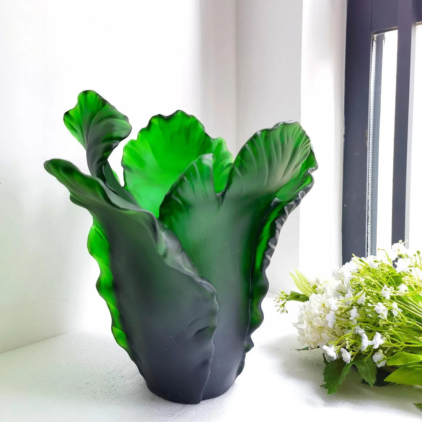 French Classic Lalique Daum Crystal Tulip Flower Vase Elegant Decorative Ornament Home Villa Wedding Hotel Decor Premier Flower Bottle Desk Vase