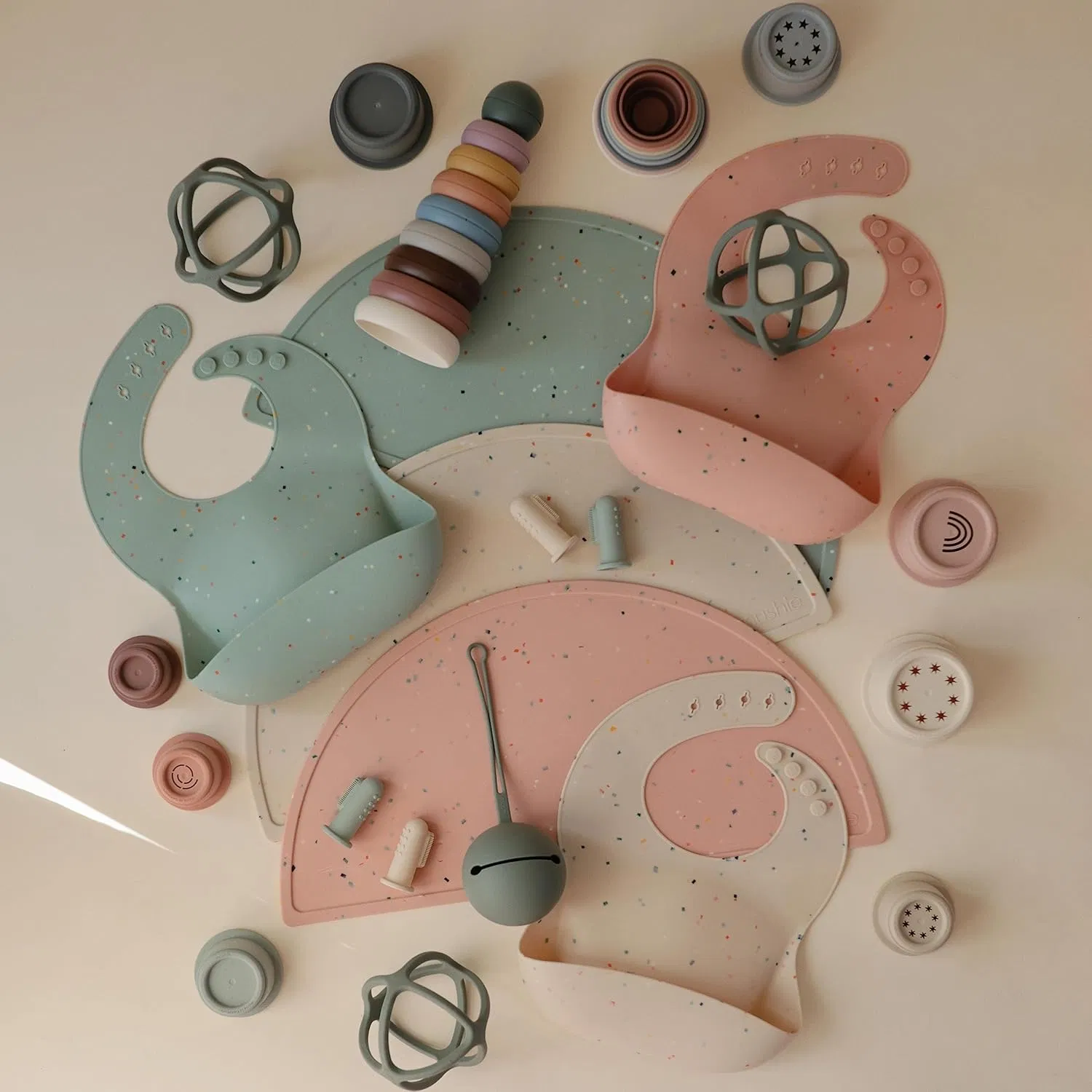 High-Quality Durable Stain-Resistant Dishwasher-Safe Silicone Table Mat for Children