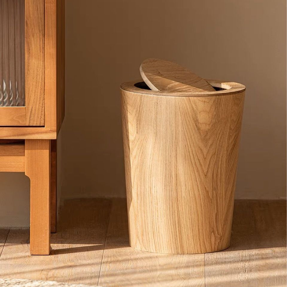 Японский деревянный мусорный бак, минимализм