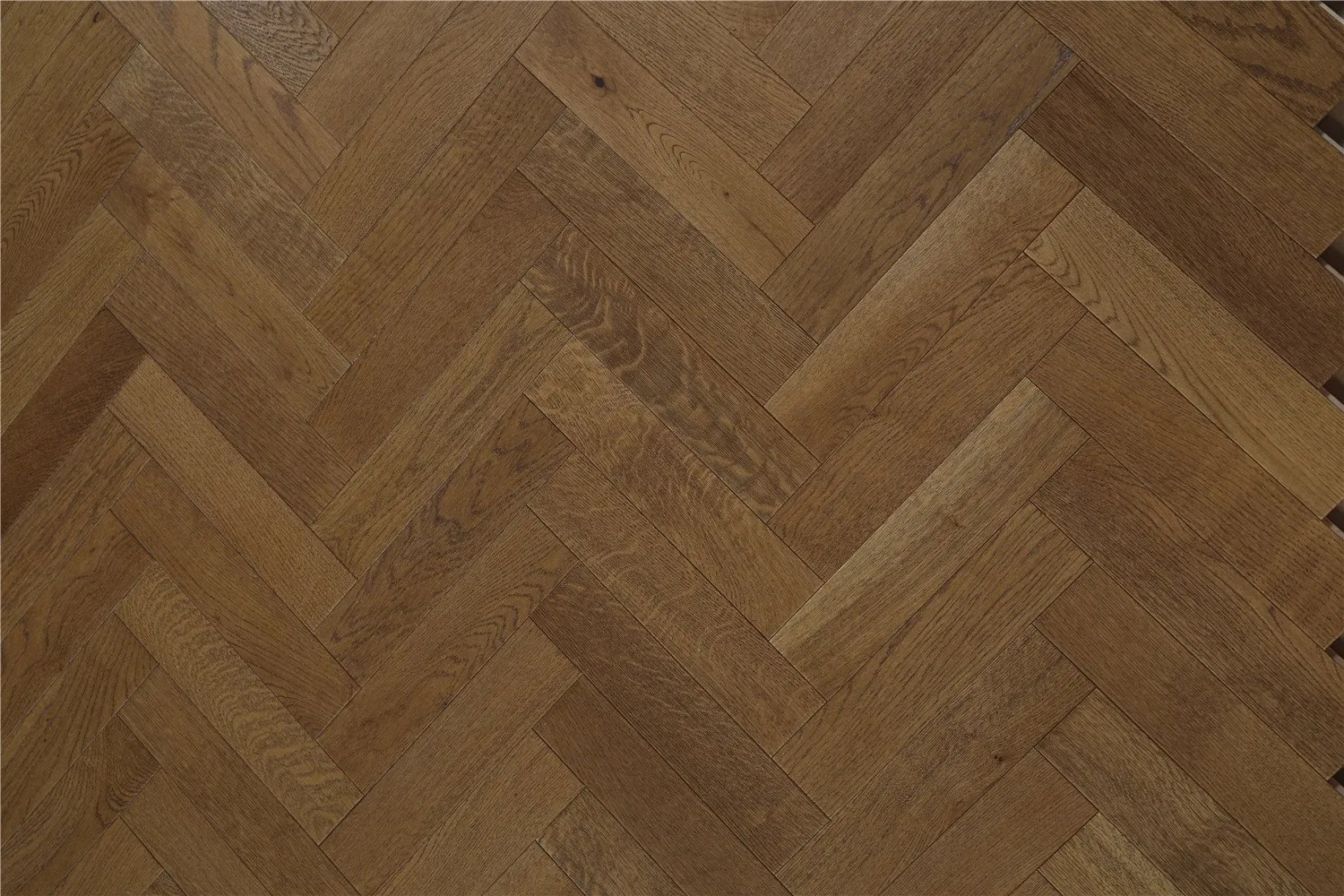 Инженерная доска дуб елочка пшеничный цвет 8-21мм