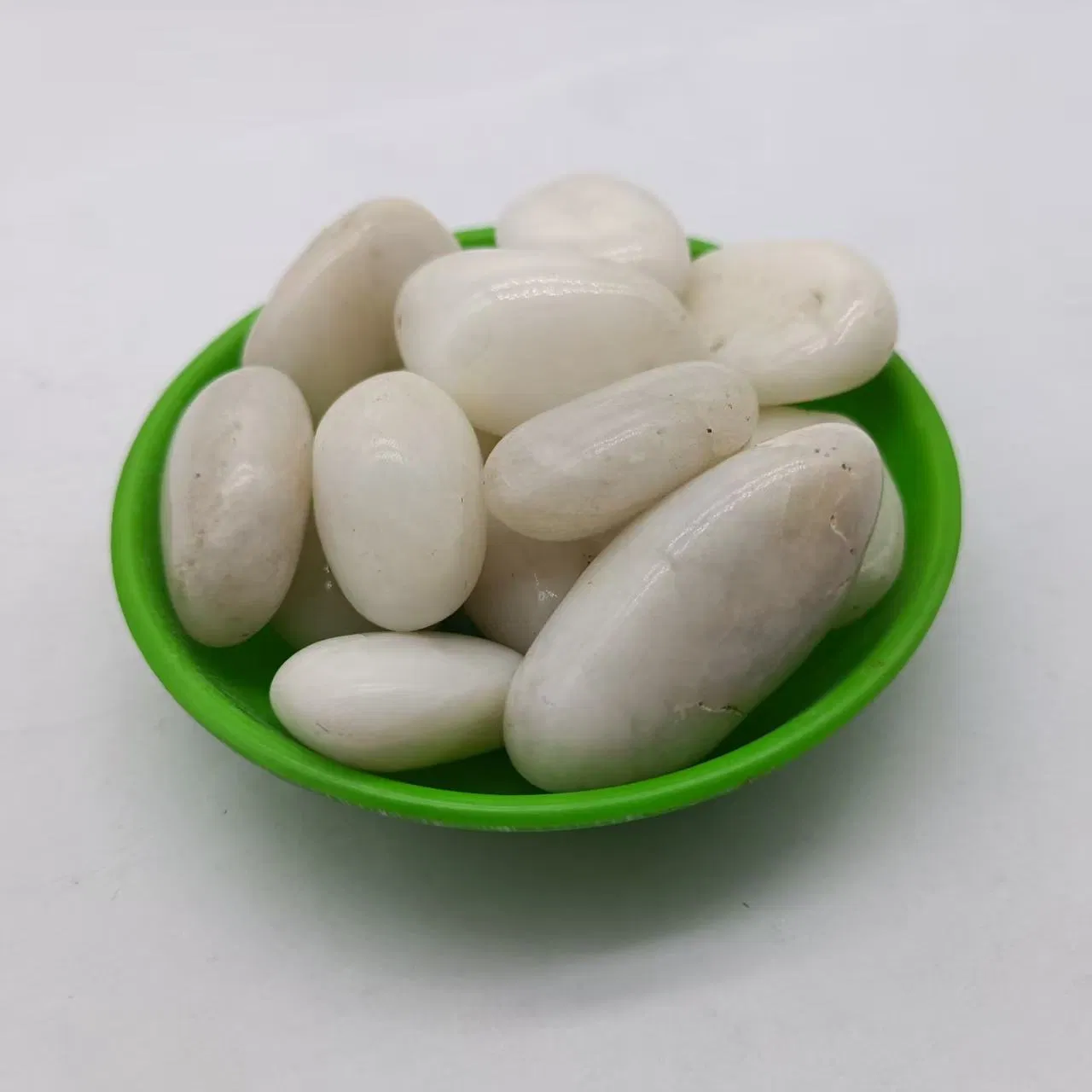Colorful Decorative Garden Pebbles for Landscaping and Design